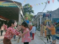 Hoạt động chơi ngoài trời của các bé lớp 4 tuổi trường chính